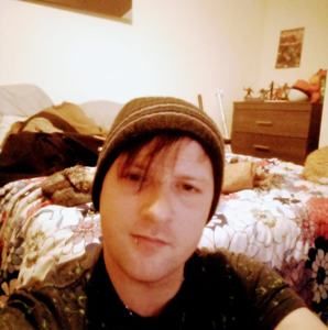 Meet your Posher, Derrik